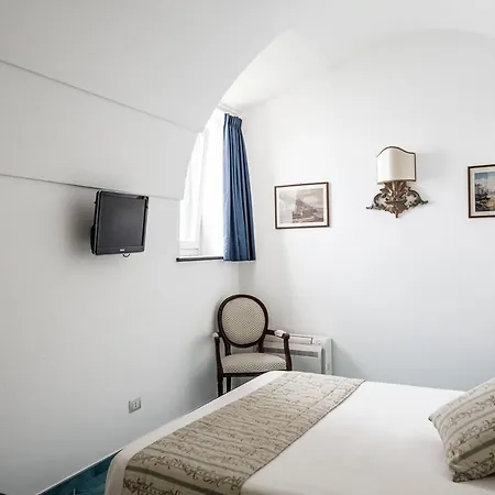 圣卡斯马别墅 拉维罗