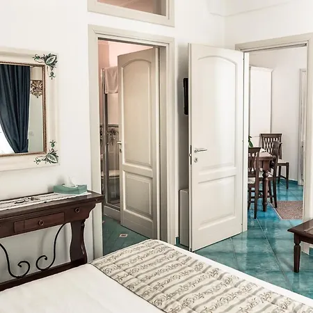 San Cosma Apartment *