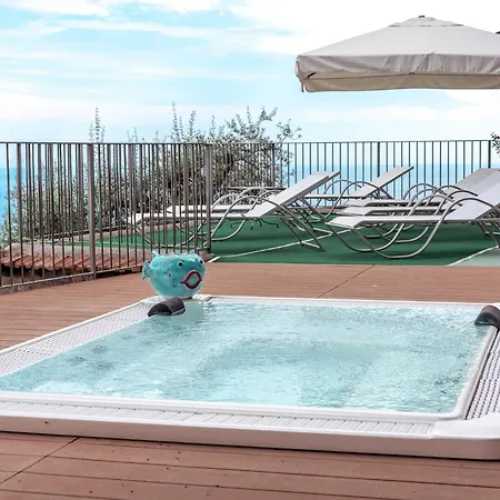 圣卡斯马别墅 拉维罗