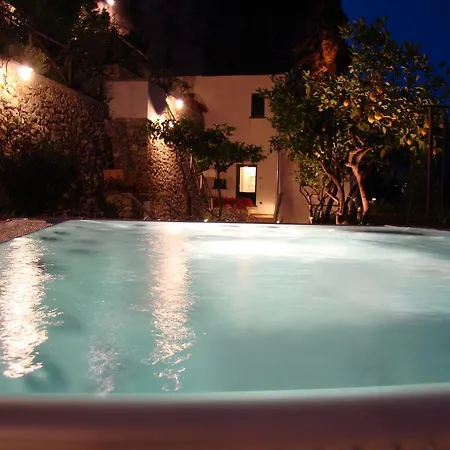 公寓 圣卡斯马别墅 *