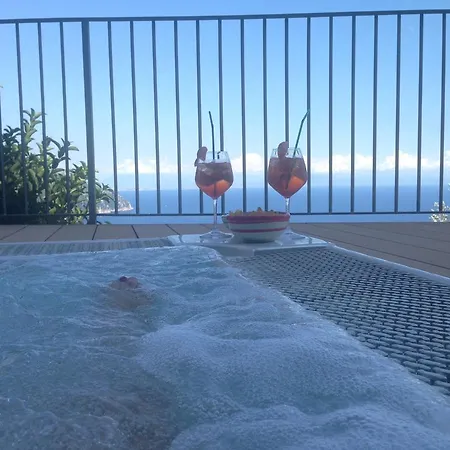 圣卡斯马别墅 公寓 *