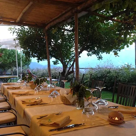 圣卡斯马别墅 拉维罗